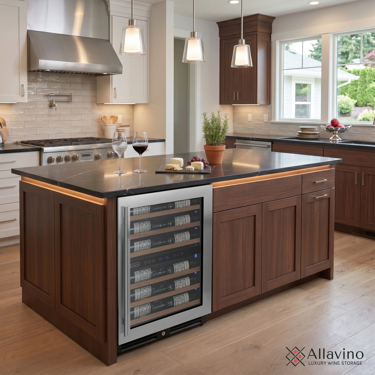 Built-In or Freestanding Use